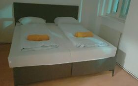 Standard Apartment 5P Th